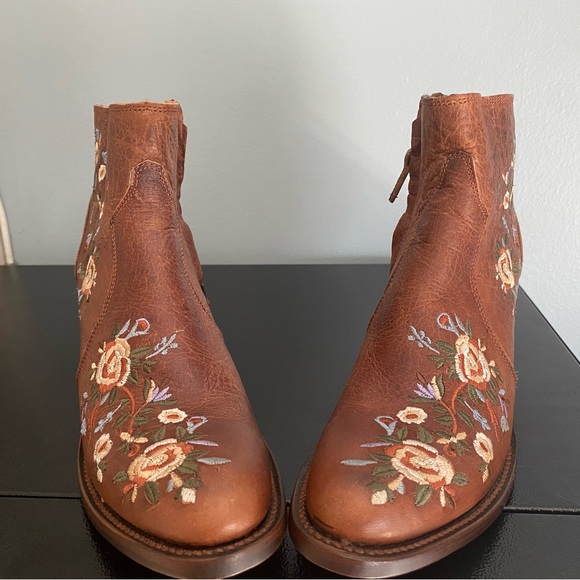 Shyanne Brown Floral Embroidered Ankle Booties (they’re new with not box) - Picture 2 of 7